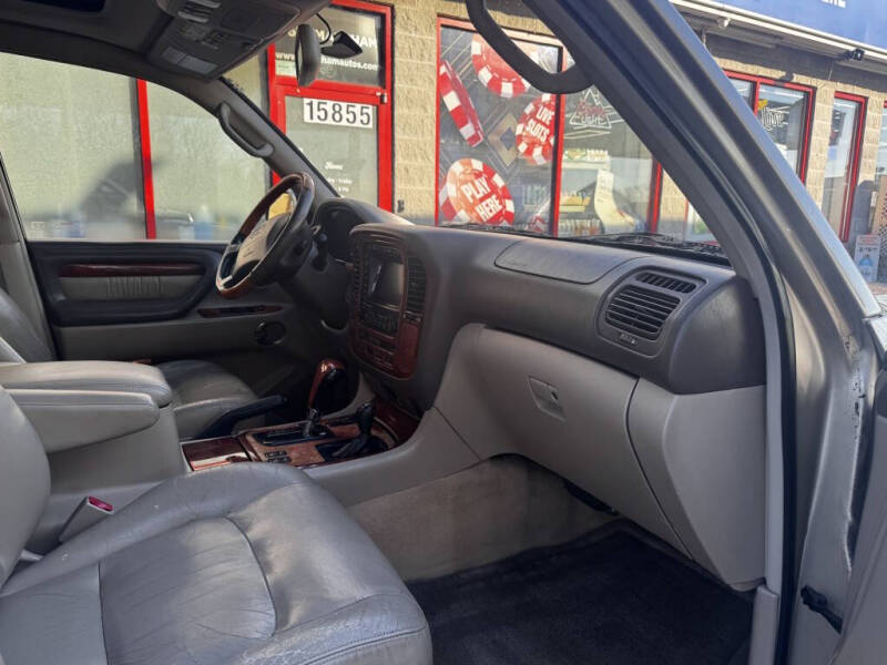 2002 Lexus LX 470