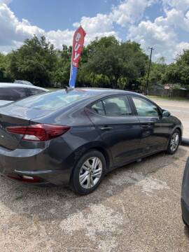 2020 Hyundai Elantra for sale at R and L Sales of Corsicana in Corsicana TX