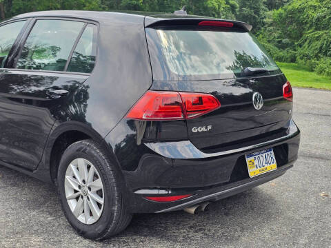 2016 Volkswagen Golf