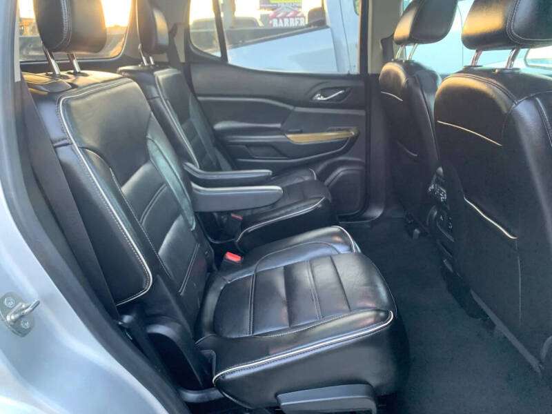 2017 GMC Acadia Denali
