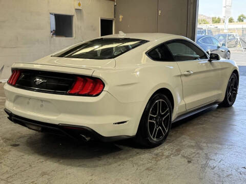 2020 Ford Mustang EcoBoost