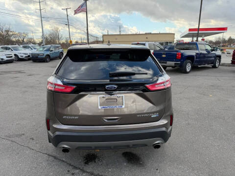 2019 Ford Edge Titanium