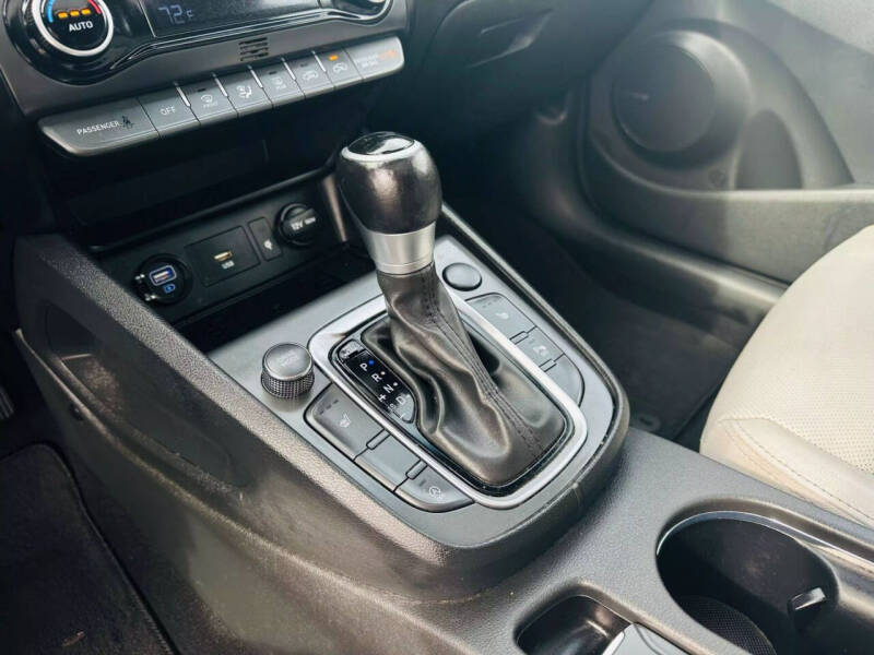 2022 Hyundai Kona Limited