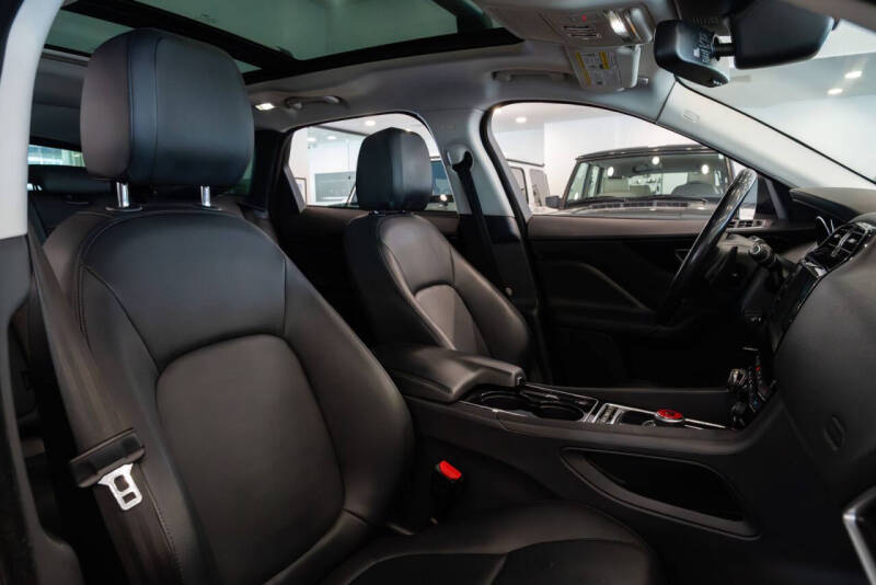 2017 Jaguar F-PACE 35t Premium