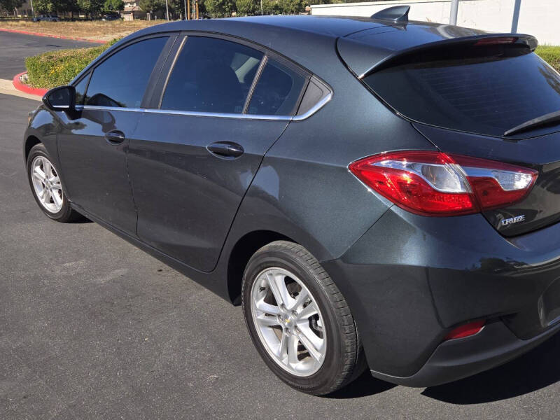 2017 Chevrolet Cruze LT Auto