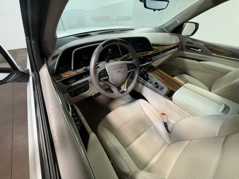 2021 Cadillac Escalade ESV Sport Platinum