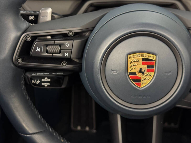 2022 Porsche 911