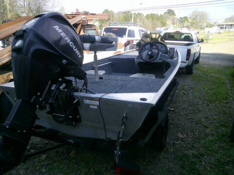 2009 Tracker BASS TRACKER
