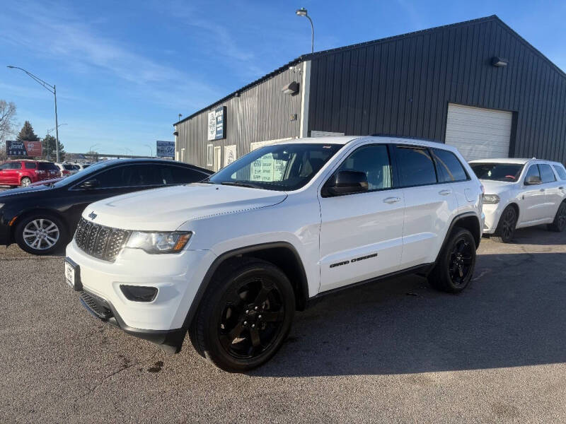 2019 Jeep Grand Cherokee Laredo