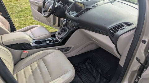 2017 Ford C-MAX Energi Titanium