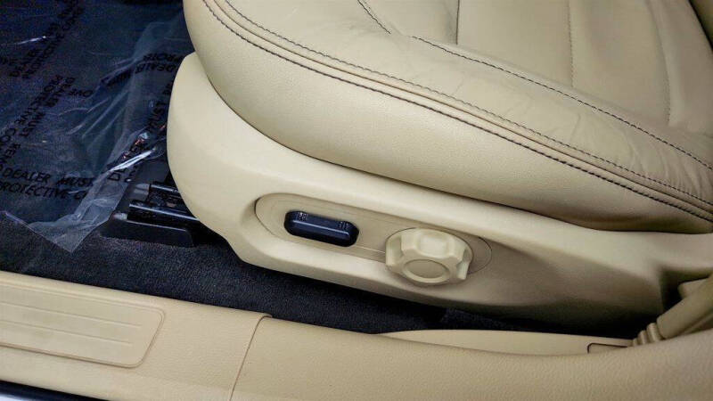 2018 Ford Taurus SEL