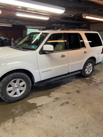 2005 Lincoln Navigator Luxury