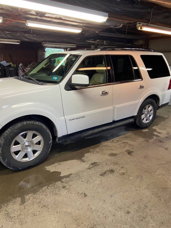 2005 Lincoln Navigator Luxury