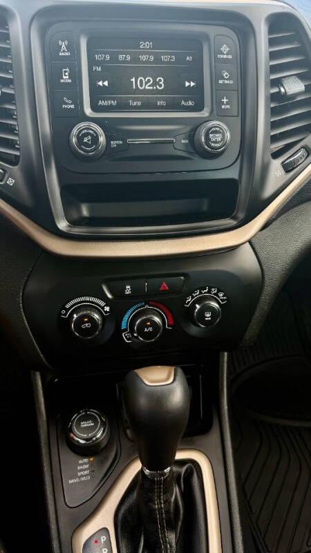 2014 Jeep Cherokee Sport