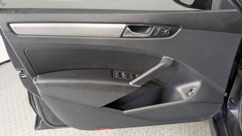 2022 Volkswagen Passat SE