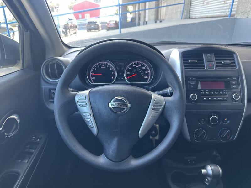 2018 Nissan Versa S Plus