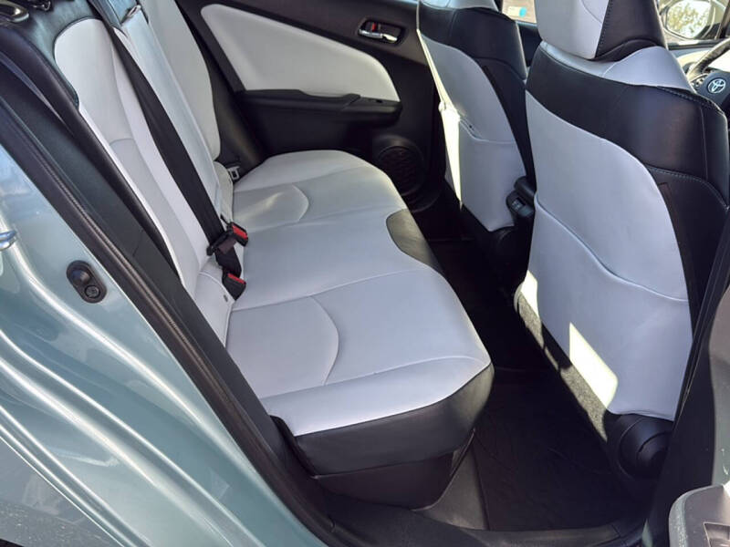 2021 Toyota Prius XLE AWD-e