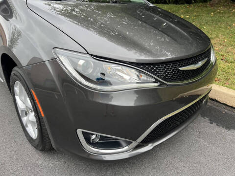 2017 Chrysler Pacifica