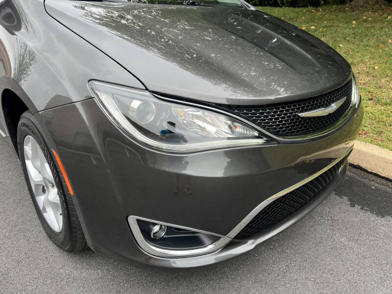 2017 Chrysler Pacifica