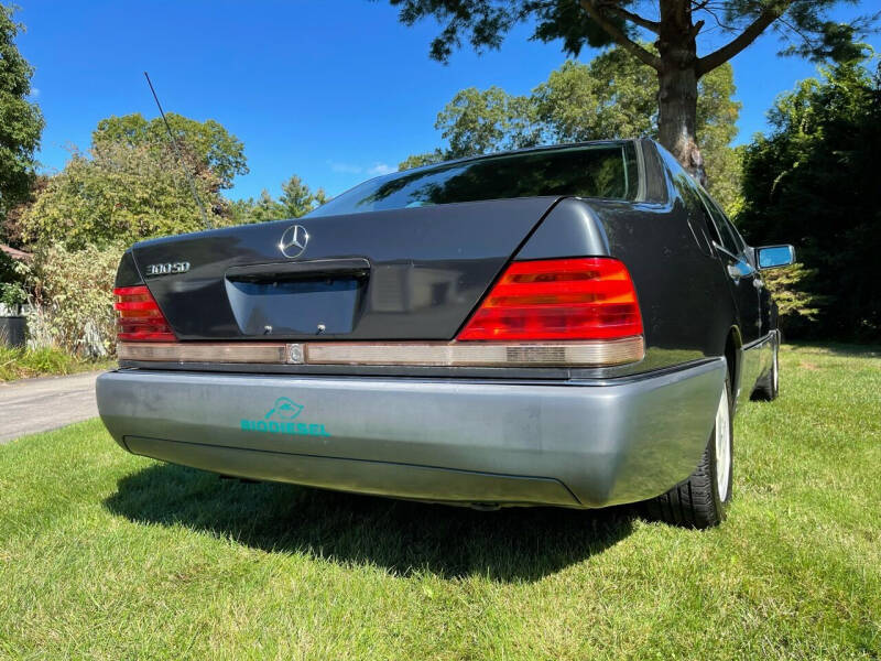 1992 Mercedes-Benz 300-Class 300 SD