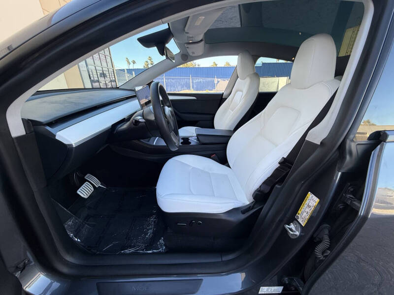 2023 Tesla Model Y Performance