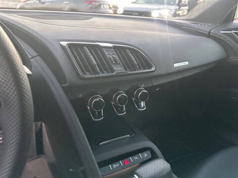 2023 Audi R8 5.2 V10 performance