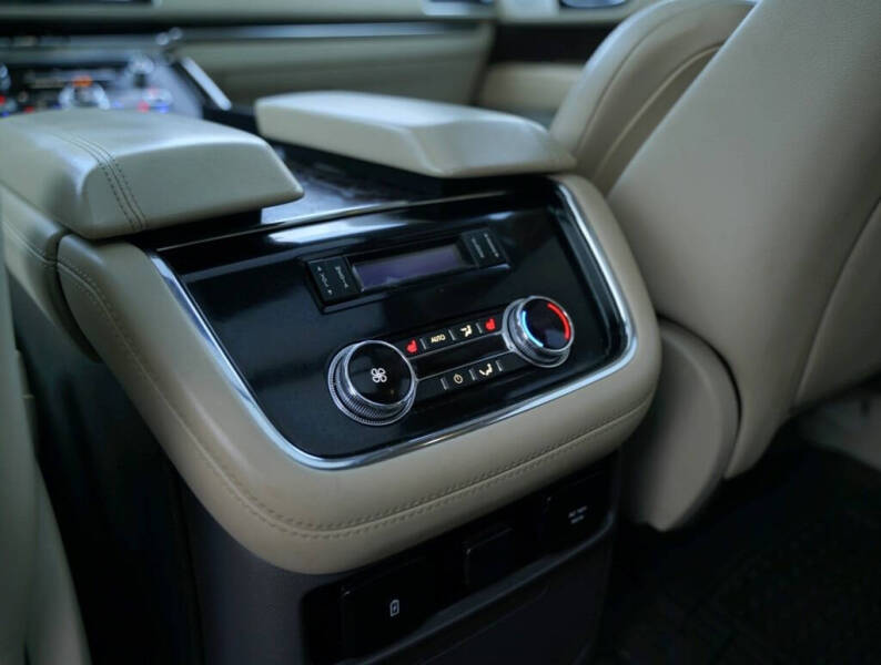 2020 Lincoln Navigator L Reserve