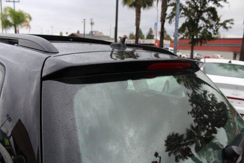 2017 Volkswagen Golf SportWagen