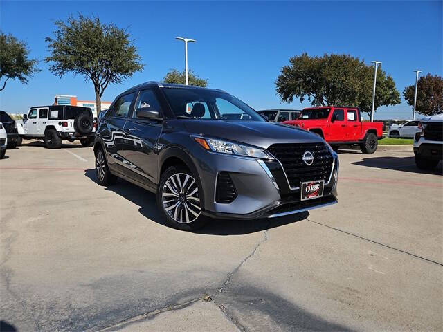 2024 Nissan Kicks SV