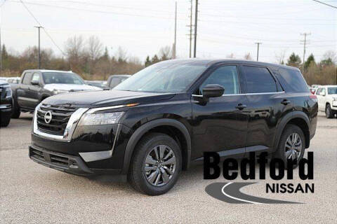 2025 Nissan Pathfinder S