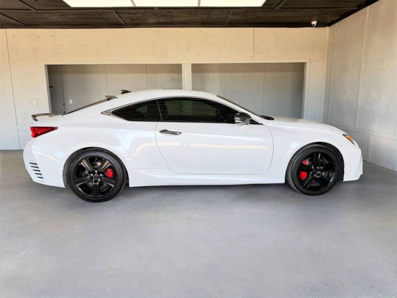 2017 Lexus RC 200t