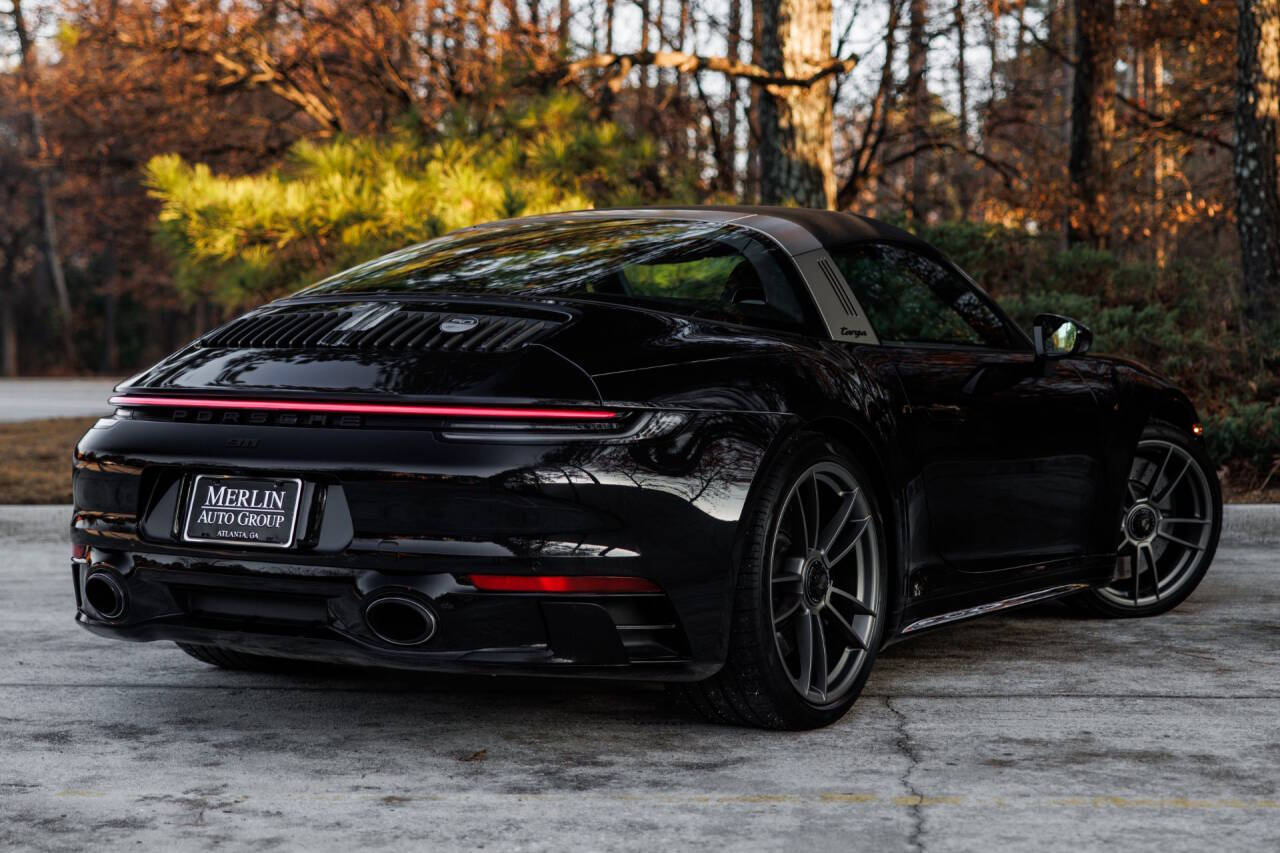 2022 Porsche 911 7