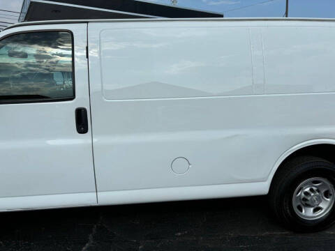 2018 Chevrolet Express 2500