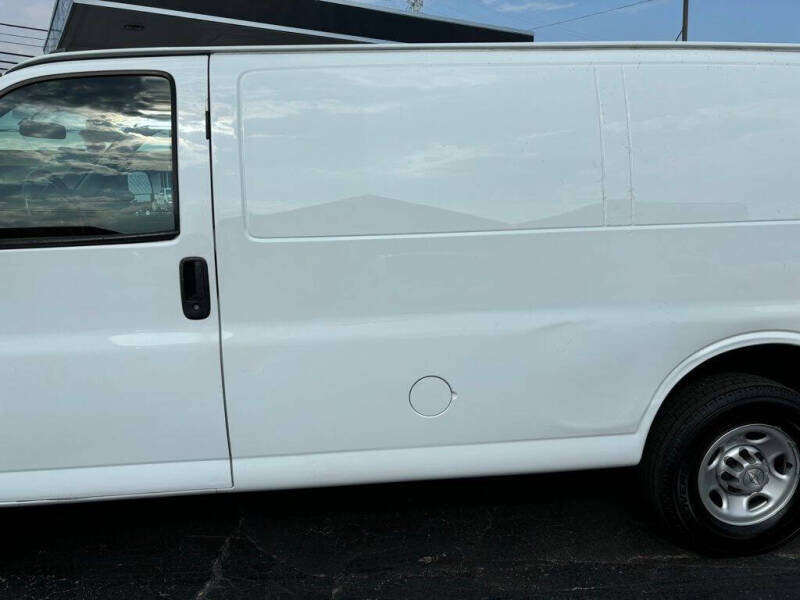 2018 Chevrolet Express 2500