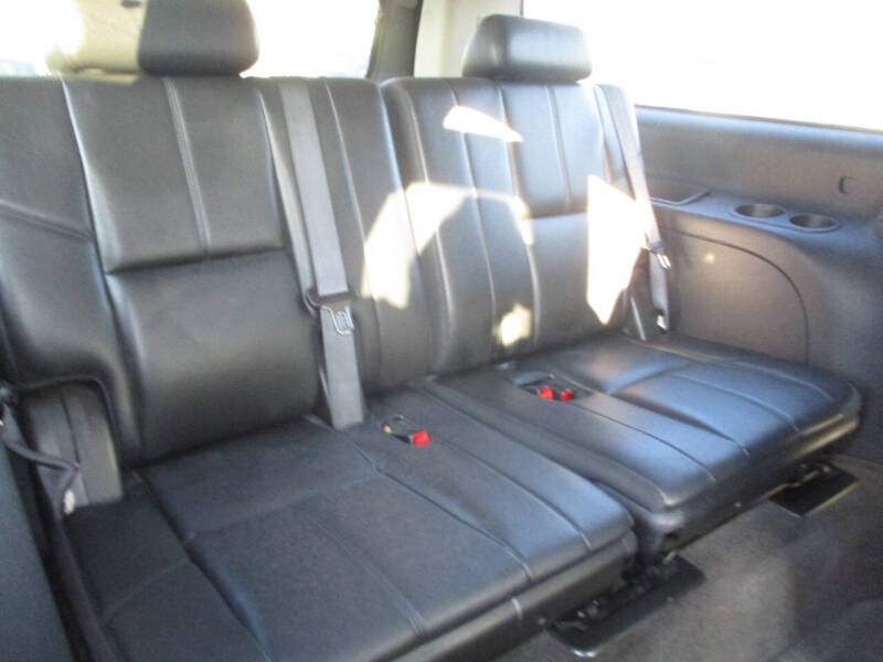 2012 Chevrolet Suburban LT