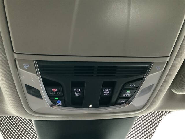 2022 Acura MDX SH-AWD w/Advance