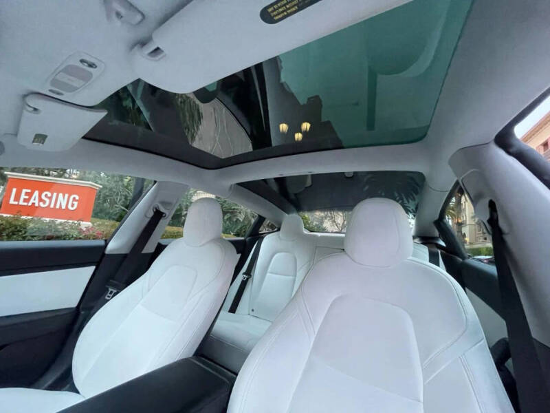 2020 Tesla Model 3 Standard Range Plus