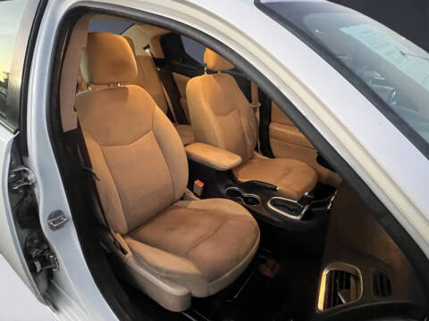 2014 Dodge Avenger SE