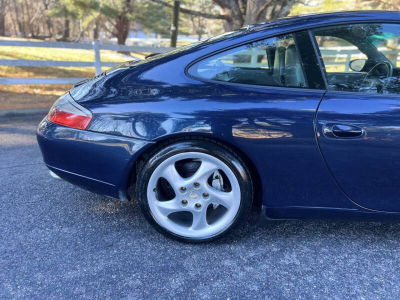 1999 Porsche 911 Carrera 4
