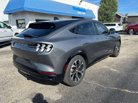 2021 Ford Mustang Mach-E Premium