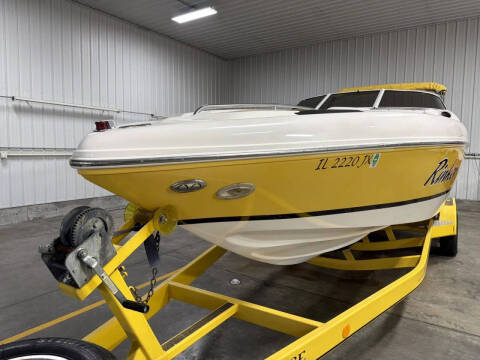 2003 Rinker 262 SS Captiva