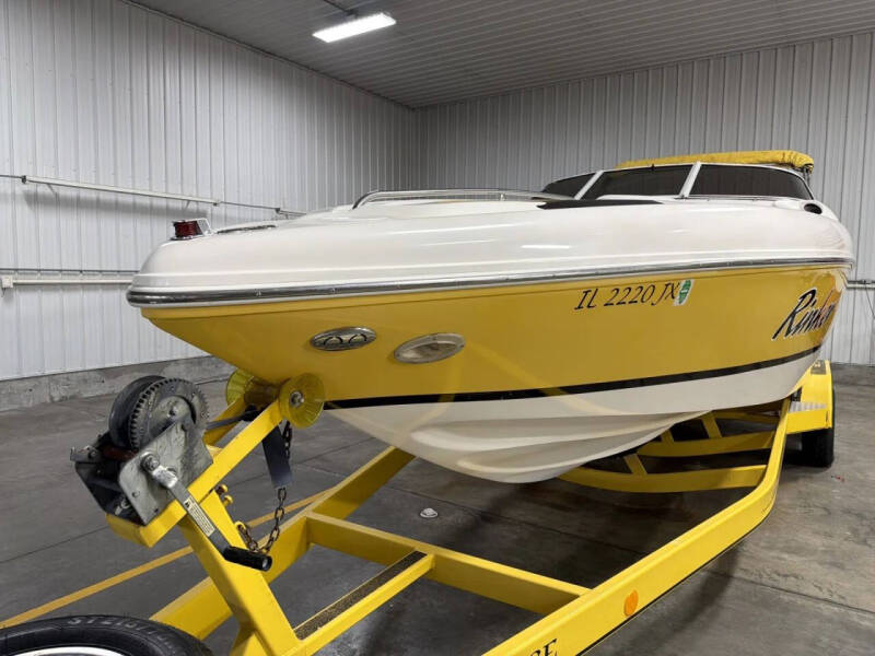 2003 Rinker 262 SS Captiva