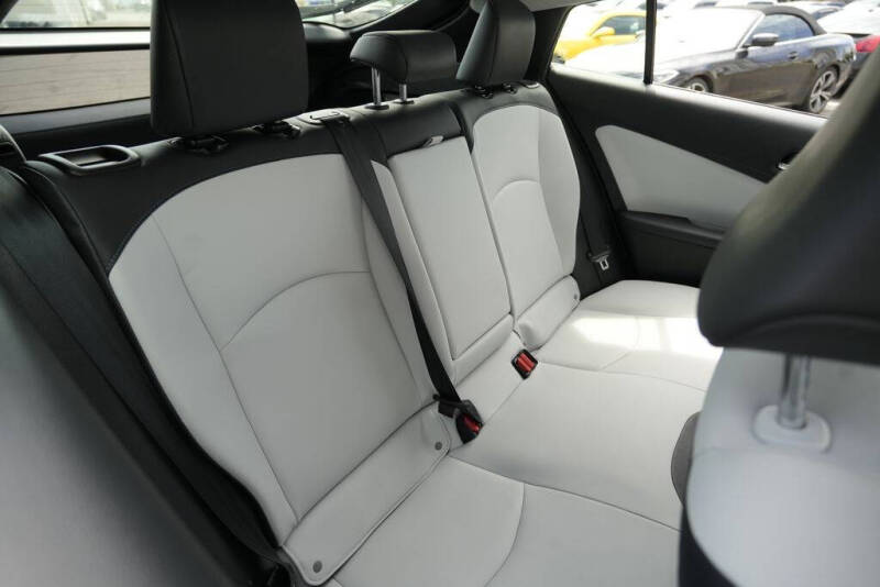2017 Toyota Prius Four