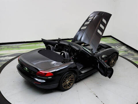 2005 Dodge Viper SRT-10