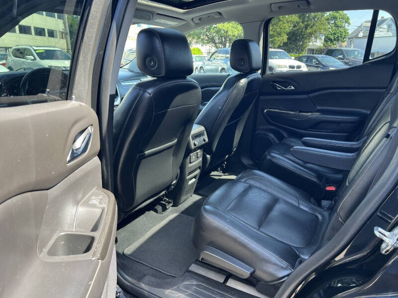 2019 GMC Acadia SLT-1