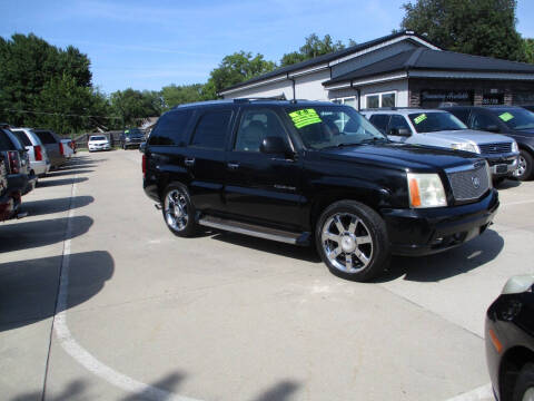 2004 Cadillac Escalade for sale at The Auto Specialist Inc. in Des Moines IA