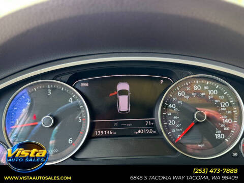 2011 Volkswagen Touareg TDI Lux