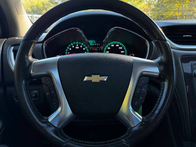 2017 Chevrolet Traverse LT