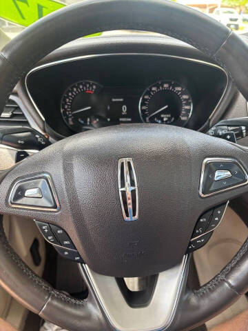 2017 Lincoln MKC Select