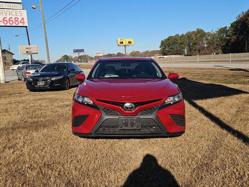 2019 Toyota Camry SE